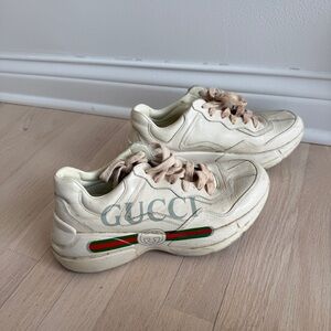 Gucci Cream Sneakers with Red and Green Accents